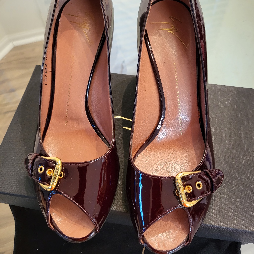 Giuseppe Shoes